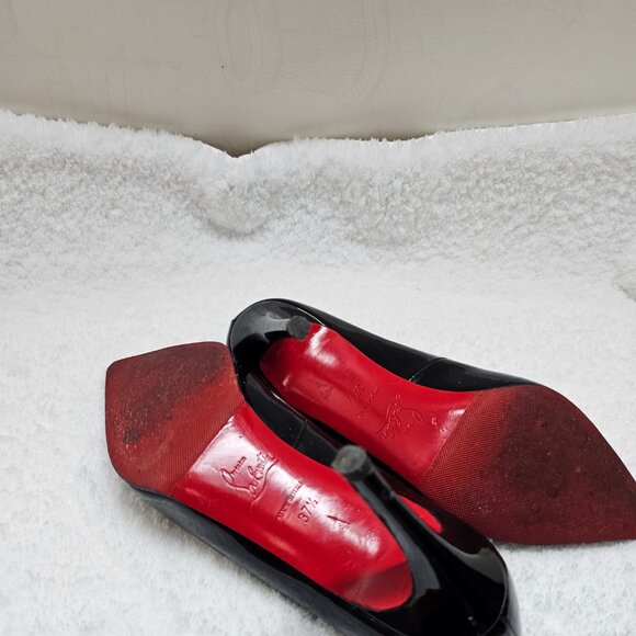 Christian Louboutin Pointed Toe Patent Le Women Pumps Size 37.5 Pre-owned - Picture 2 of 8